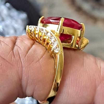 Ruby Oval 6.03Ct Ring