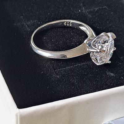 GRA CERTIFIED MOISSANITE RING