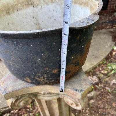Miscellaneous Garden Yard Art - Stone, Ceramic, Cast Iron