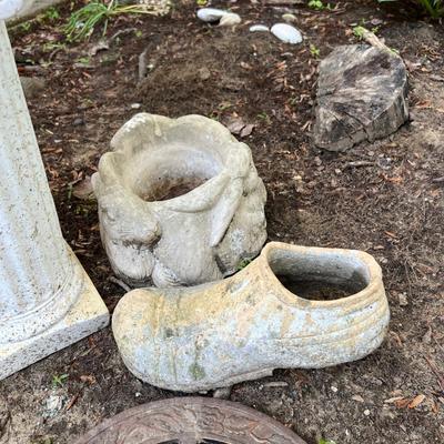 Miscellaneous Garden Yard Art - Stone, Ceramic, Cast Iron