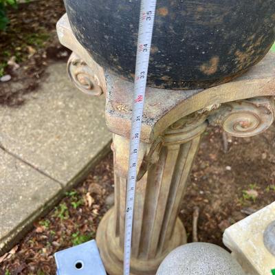 Miscellaneous Garden Yard Art - Stone, Ceramic, Cast Iron