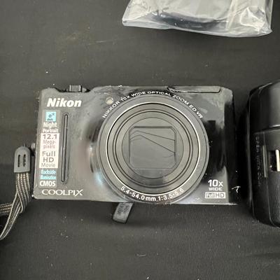 Photography Lot - Cool Pix, HP Camera Doc, SD Card