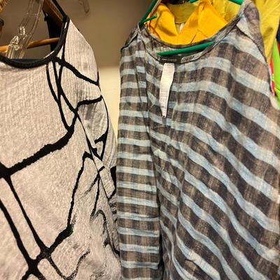 Lot Women’s Clothing - High Quality, Eruopean Designers, Sz L-XL