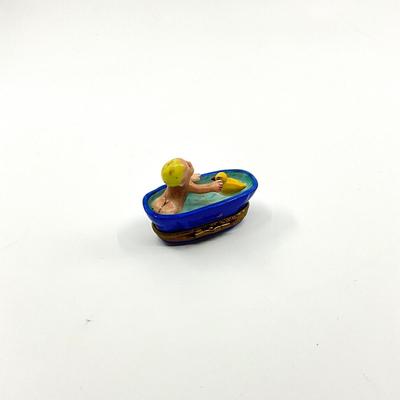 Sale Photo Thumbnail #387: Measurements:
2" in width, 1.5" in height