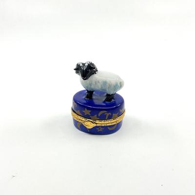Sale Photo Thumbnail #394: measurements:
1.5" Width, 2" Height