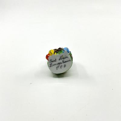 Sale Photo Thumbnail #408: Signed by P.P.A
Measurements:
1.75" Height, 0.5" Diameter