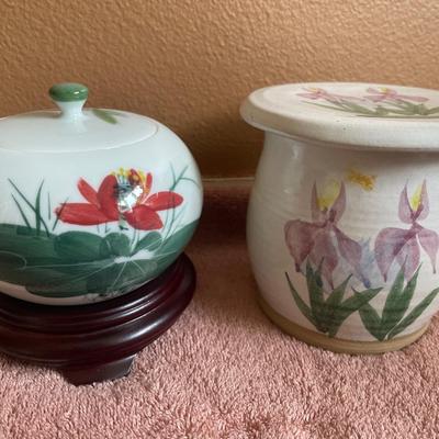 Floral stoneware and porcelain Asian jar