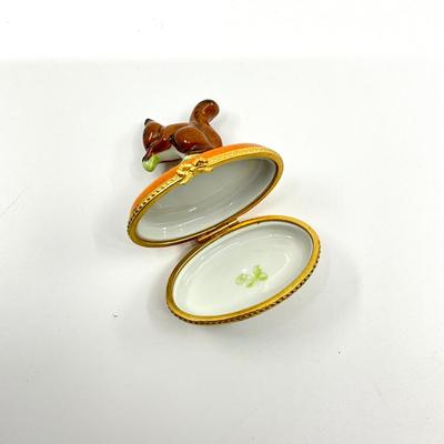 Sale Photo Thumbnail #441: Measurements:
2.25" in height, 2.25" in width