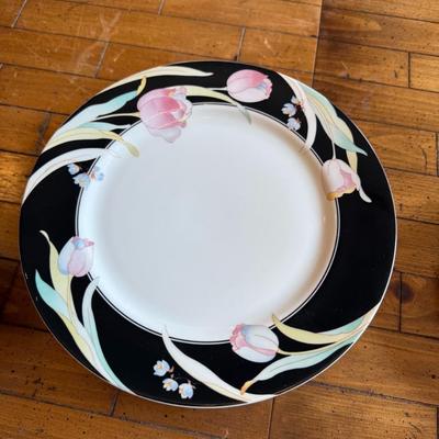 Sale Photo Thumbnail #184: Elegant porcelain dinnerware with black border and soft pink tulip pattern. Service for 4–6 includes plates, bowls, mugs, and serving pieces. Marked "Westbrook Collections - Mirage - Japan".