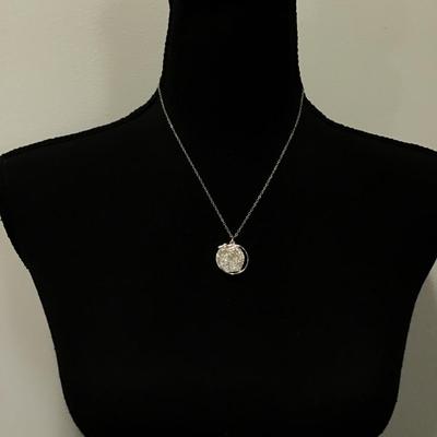 Beautiful Crystal Michigan America’s high five pendant necklace