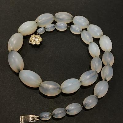 Vintage art, deco, opaline, opalite, graduated, glass bead necklace