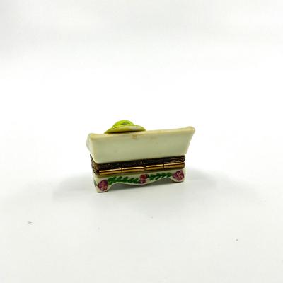 Sale Photo Thumbnail #461: Measurements:
2" in width, 2.25" in height