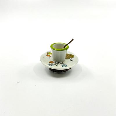 Sale Photo Thumbnail #465: Signed by vacurt
Measurements:
1.75" in diameter, 2" in height