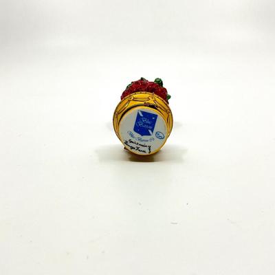 Sale Photo Thumbnail #475: Has been repaired 
Measurements:
3.5" in height