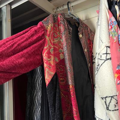 HUGE Lot Women’s Clothes - High Quality, Vint., Contemp., Designer, Formal etc.