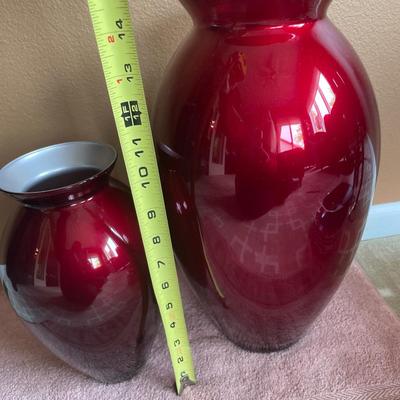 2 ruby red glossy vases