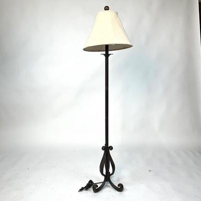Sale Photo Thumbnail #515: Comes with linen
Measurements:
58" in height