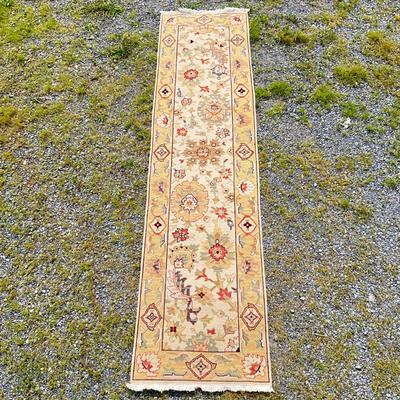 Sale Photo Thumbnail #536: Measurements:
2' 6" in width, 10' in length