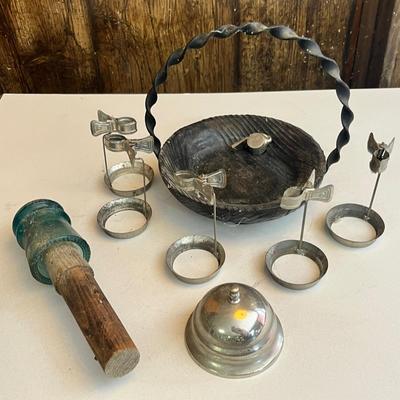 Lot 279 Vintage decor