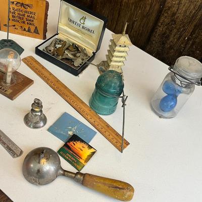 Lot 284 Vintage office items & collectibles