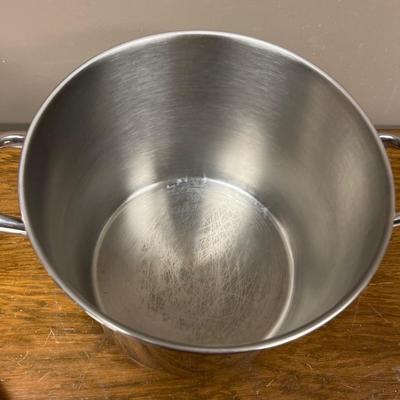 Nice Boiling Pot