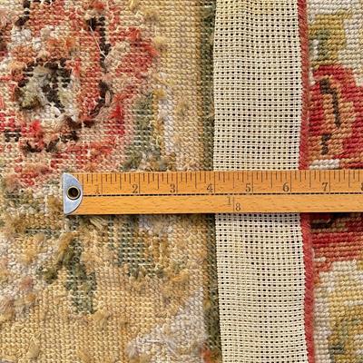 Sale Photo Thumbnail #577: Measurements:
12' in width, 9' in length
Very good condition