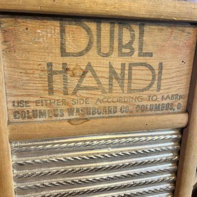 Lot 285 Vintage decor