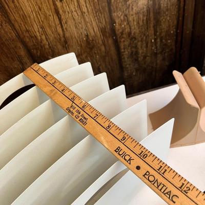 Lot 288 Desk organizers