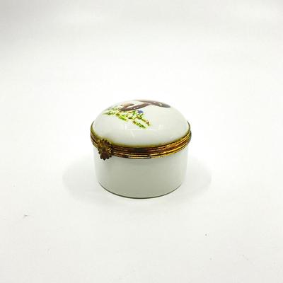 Sale Photo Thumbnail #587: Signed by S.A.
Measurements;
2" in diameter, 1.5" in height