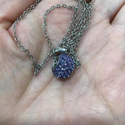 Very sparkly, violet, purple, rhinestone pendant chain necklace
