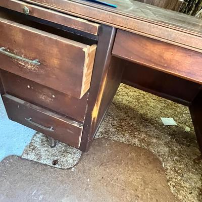 Lot 294 Vintage Desk
