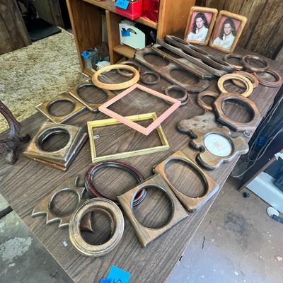 Lot 295 Large lot of small picture frames