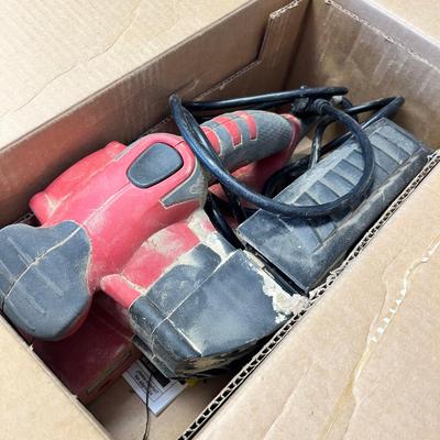 Lot 302 Skil Sander