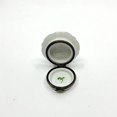 Sale Photo Thumbnail #636: Signed by C.P.
Missing drink trinket
Measurements:
2" in diameter, 1" in height