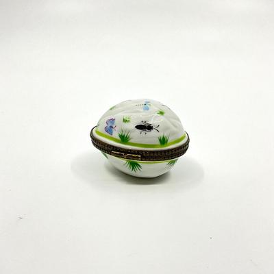 Sale Photo Thumbnail #681: Measurements:
1.5" in height, 2' in length