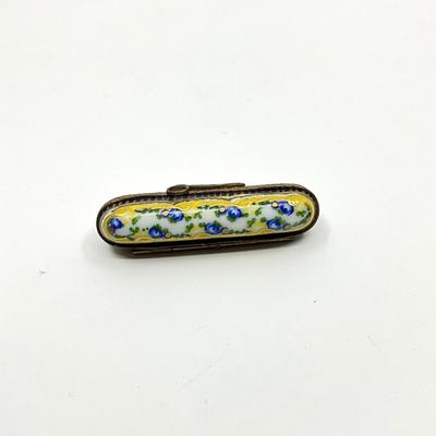 Sale Photo Thumbnail #690: Measurements:
2.5" in length