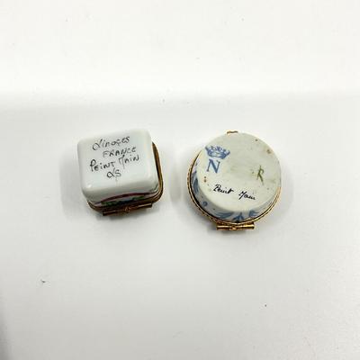 Sale Photo Thumbnail #715: measurements:
0.75" in width, 0.75" in depth, 0.75" in height