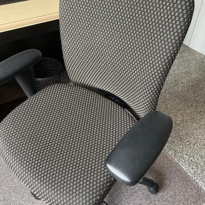 Office chair with chair mat