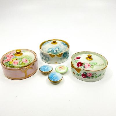 Sale Photo Thumbnail #721: Lot comes included with 6 pieces
Measurements:
2.5" in diameter, 1.25" in height