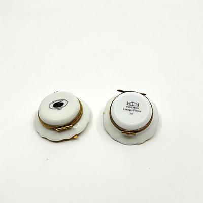 Sale Photo Thumbnail #727: Measurements:
2" in diameter, 0.75" in height