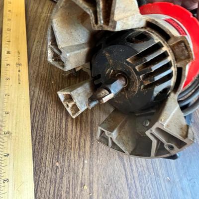 Lot 305 Craftsman Router