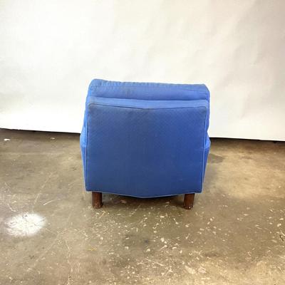 Sale Photo Thumbnail #806: Material needs to be cleaned, stains on seat back, black marks on side and back, feet have scratches. But super comfortable!
See pictures
Measurements:
28" in height, 26" in width, 34" in depth