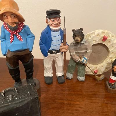 Men figurines
