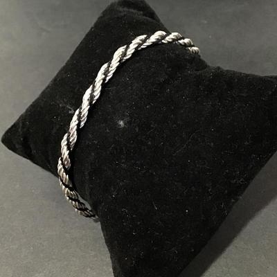 Vintage Silver-tone black chain spiral chain bracelet