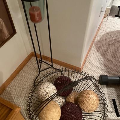 Large basket candle holder