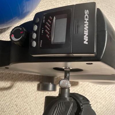Schwinn 5p recumbent bike & ball