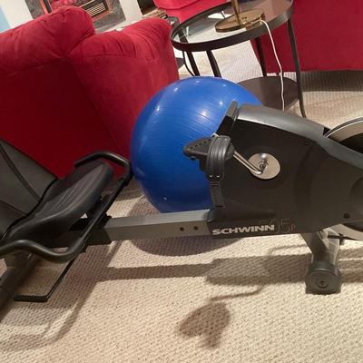 Schwinn 5p recumbent bike & ball