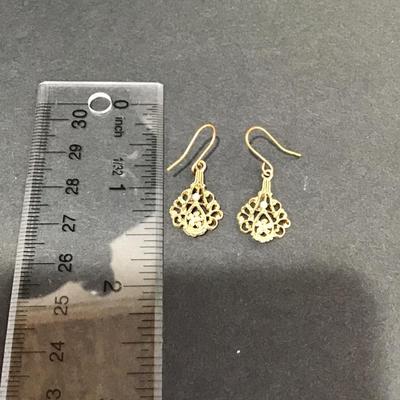 Vintage filigree gold drop dangle earrings