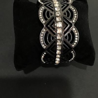 Gunmetal, gray rhinestone stretch bracelet