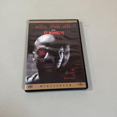 Lot 196D: Vintage Monster Magazine & Thriller DVD Collection